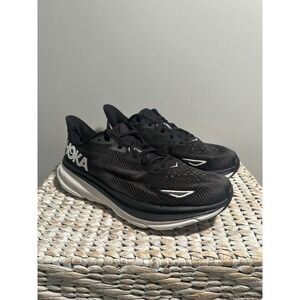 HOKA One One Clifton 9 Running Shoes Womens Size 10.5 B Black White 1127896 BWHT